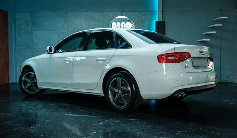 
								Audi A4 Sedan 2.0 Tdi S Multitronic full									