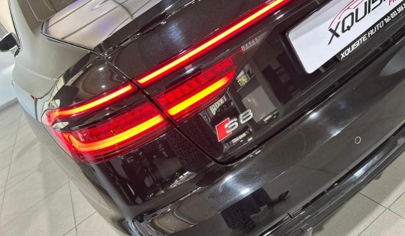 
								Audi A8 S8 Quattro Tiptronic full									
