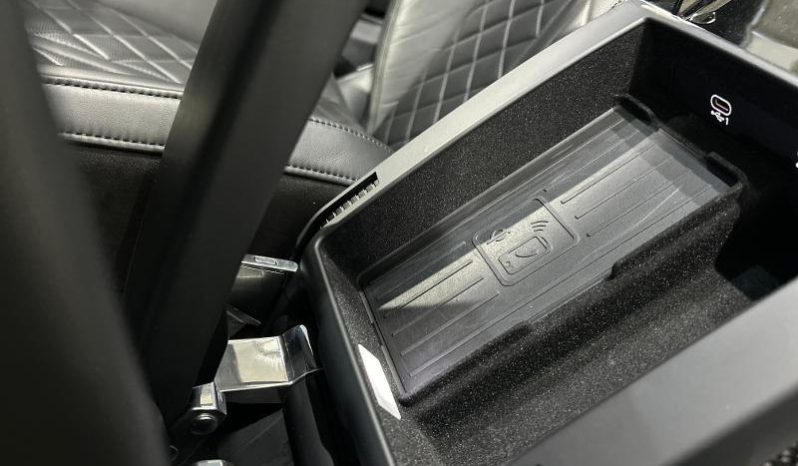 
								Audi A8 S8 Quattro Tiptronic full									