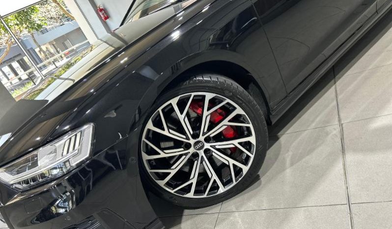 
								Audi A8 S8 Quattro Tiptronic full									