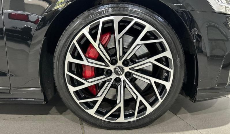 
								Audi A8 S8 Quattro Tiptronic full									