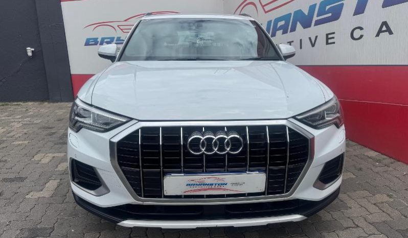 
								Audi Q3 35 Tfsi Advanced S-Tronic full									