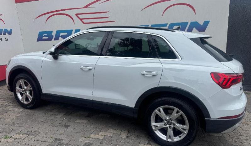 
								Audi Q3 35 Tfsi Advanced S-Tronic full									