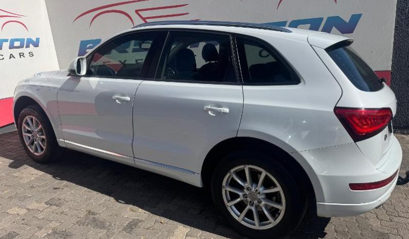 
								Audi Q5 2.0 Tdi S Quattro S Tronic full									