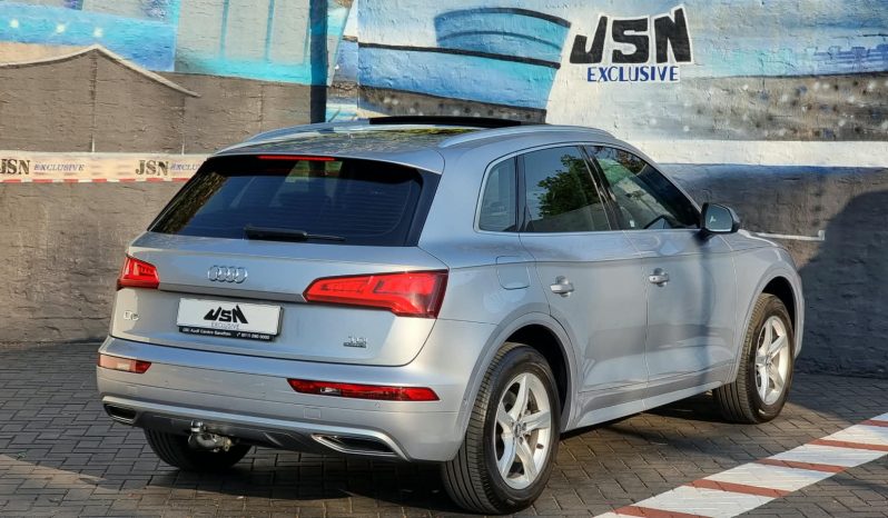 
								Audi Q5 2.0 Tdi Sport Quattro S-Tronic full									