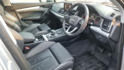 
										Audi Q5 2.0 Tdi Sport Quattro S-Tronic full									