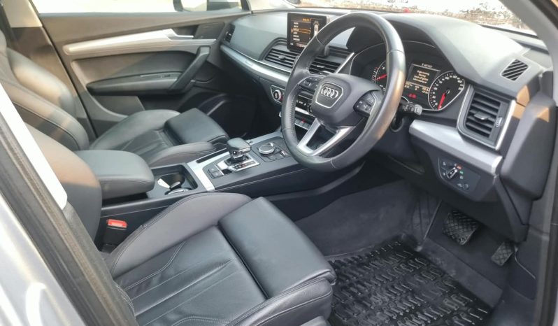 
								Audi Q5 2.0 Tdi Sport Quattro S-Tronic full									