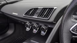 
										Audi R8 Spyder V10 Performance Quattro full									