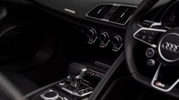 
										Audi R8 Spyder V10 Performance Quattro full									