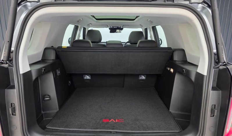 
								BAIC B30 1.5T Hev Premium Adventure Awd full									