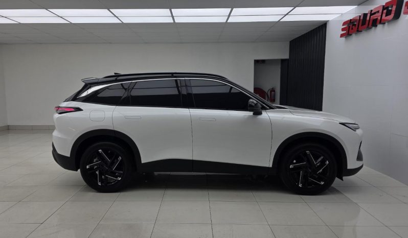 
								BAIC X55 1.5T Premium 2-Tone full									