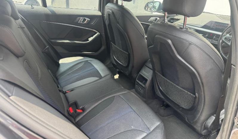 
								BMW 1 Series 118i M Sport Sport Steptronic full									