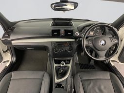 
										BMW 1 Series 5-Door 116i full									
