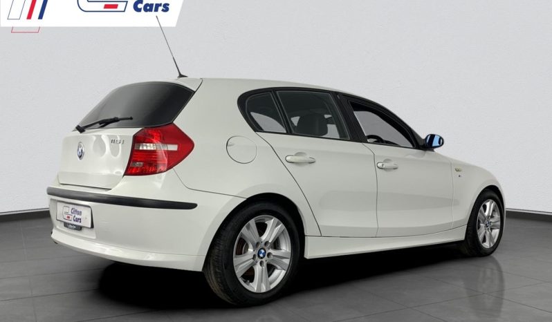 
								BMW 1 Series 5-Door 116i full									