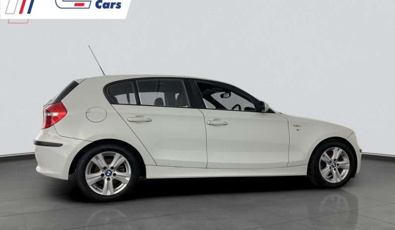 
								BMW 1 Series 5-Door 116i full									