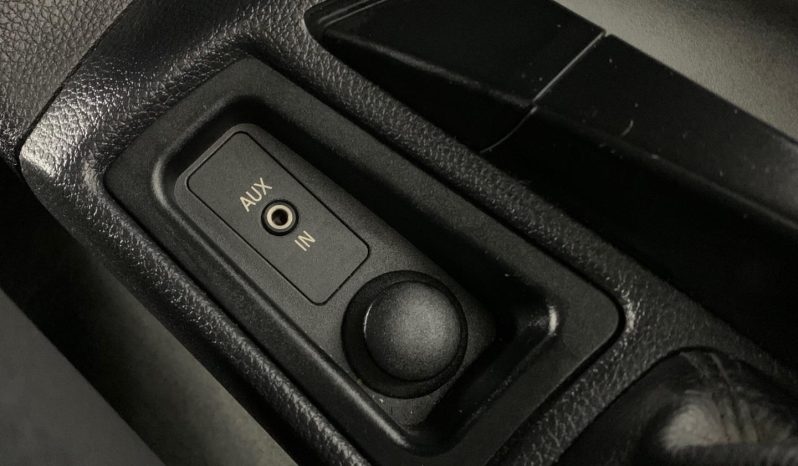 
								BMW 1 Series 5-Door 116i full									