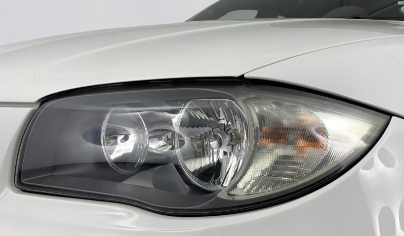 
								BMW 1 Series 5-Door 116i full									