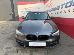 
										BMW 1 Series 5-Door Facelift 118i Steptronic full									