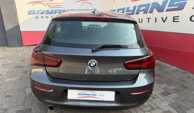 
								BMW 1 Series 5-Door Facelift 118i Steptronic full									