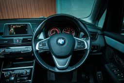 
										BMW 2 Series Active Tourer 218i Steptronic full									