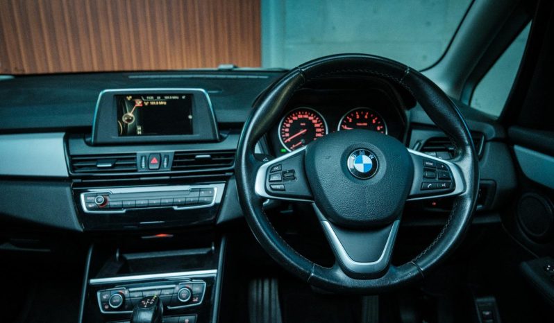 
								BMW 2 Series Active Tourer 218i Steptronic full									