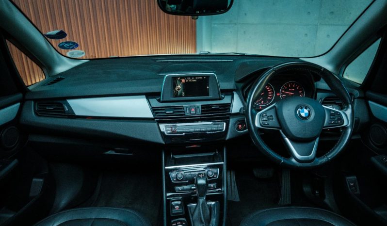 
								BMW 2 Series Active Tourer 218i Steptronic full									