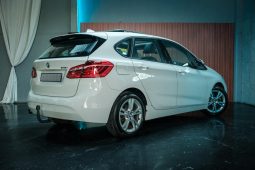 
										BMW 2 Series Active Tourer 218i Steptronic full									