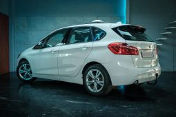 
										BMW 2 Series Active Tourer 218i Steptronic full									