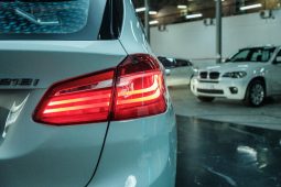 
										BMW 2 Series Active Tourer 218i Steptronic full									