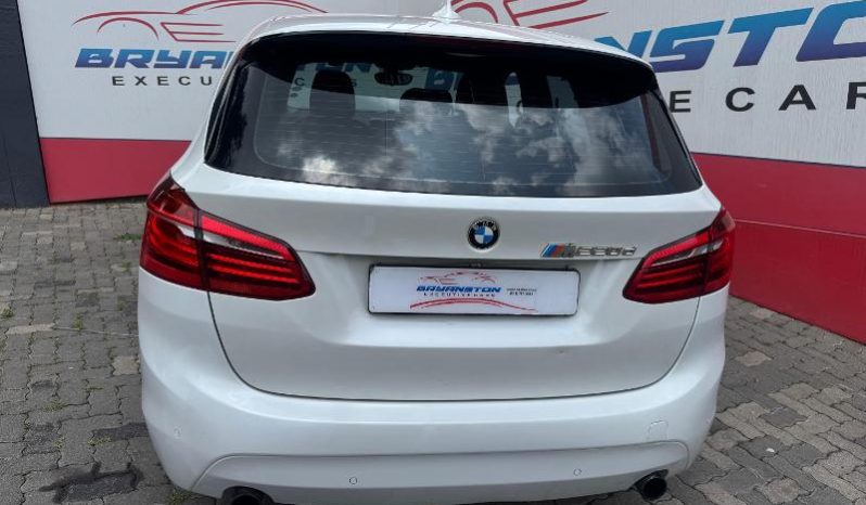 
								BMW 2 Series Active Tourer 220d Steptronic full									