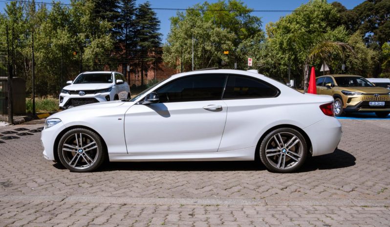 
								BMW 2 Series M240i Coupe full									