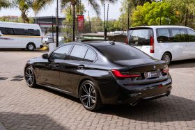 BMW 3 Series 330i M Sport