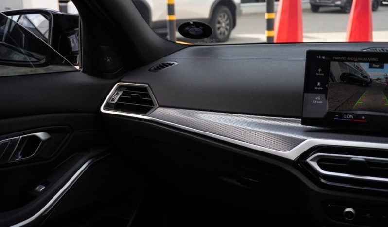 
								BMW 3 Series M340i xDrive full									