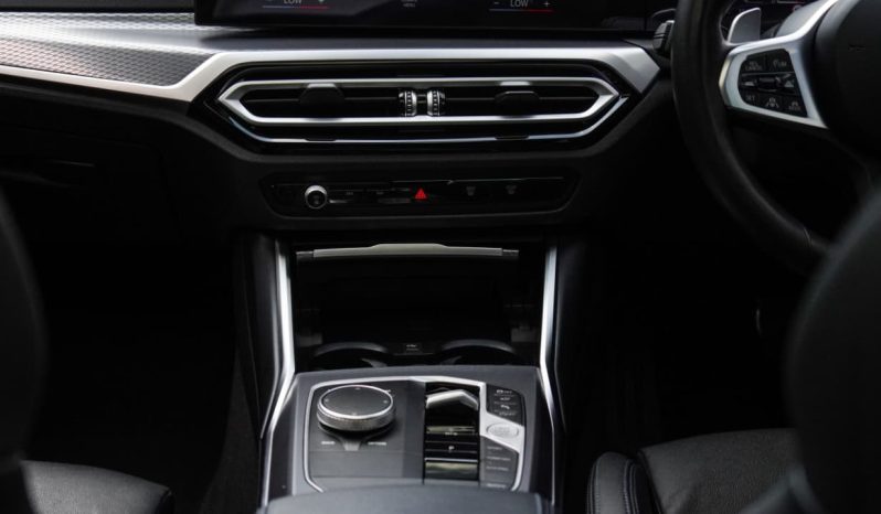
								BMW 3 Series M340i xDrive full									