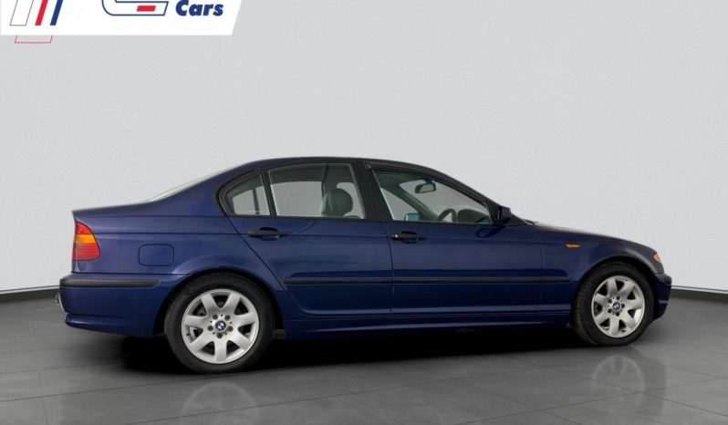 
								BMW 3 Series Sedan 318i Sport Steptronic full									