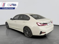 
										BMW 3 Series Sedan 320d Sport Line Launch Edt Steptron full									
