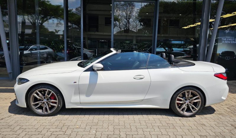 
								BMW 4 Series Convertible M440i Xdrive Steptronic full									