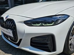 
										BMW 4 Series Convertible M440i Xdrive Steptronic full									