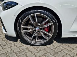 
										BMW 4 Series Convertible M440i Xdrive Steptronic full									