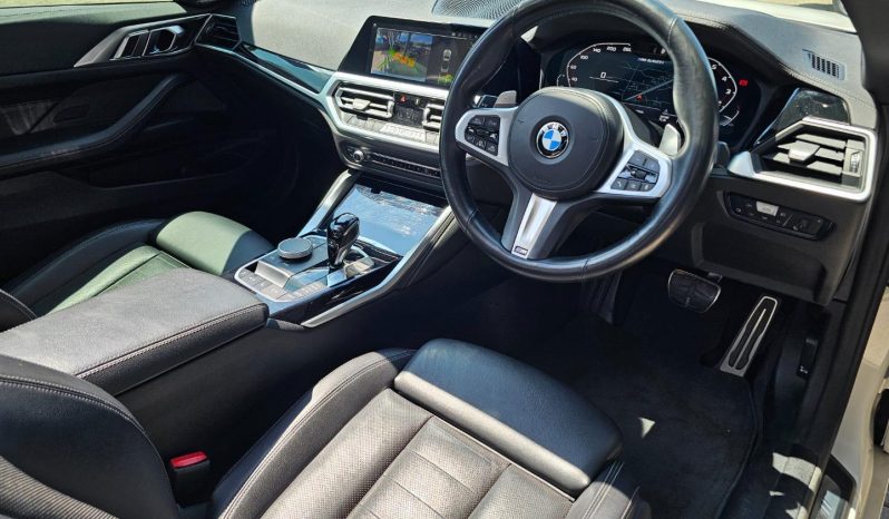 
								BMW 4 Series Convertible M440i Xdrive Steptronic full									