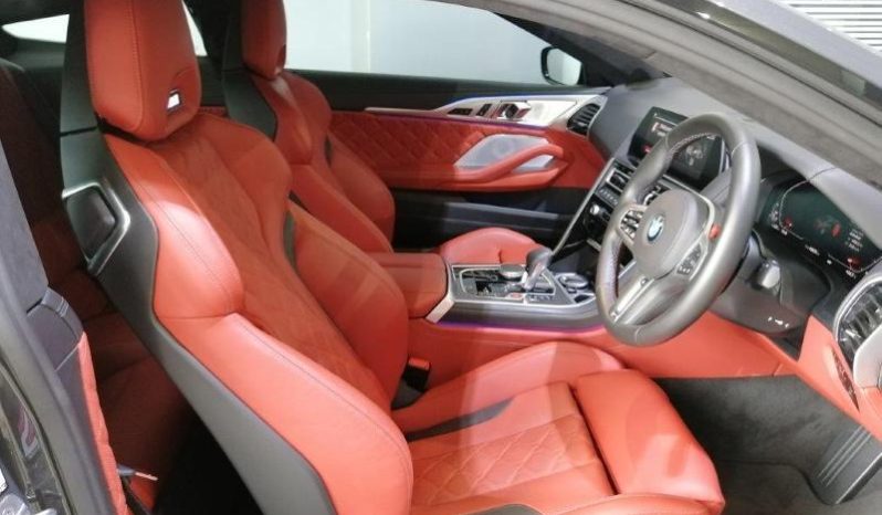 
								BMW 8 Series Coupe M8 Competition full									