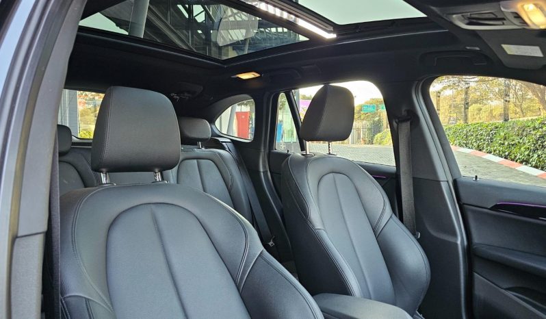 
								BMW X1 Sdrive18d M Sport Steptronic full									