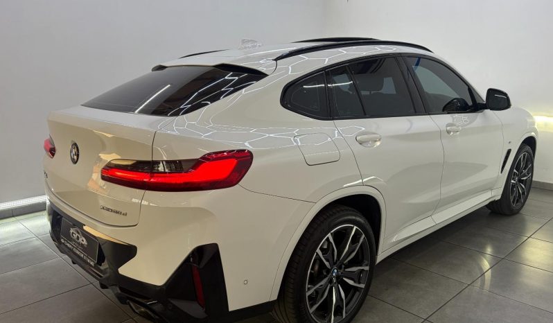 
								BMW X4 Xdrive20d M Sport X full									
