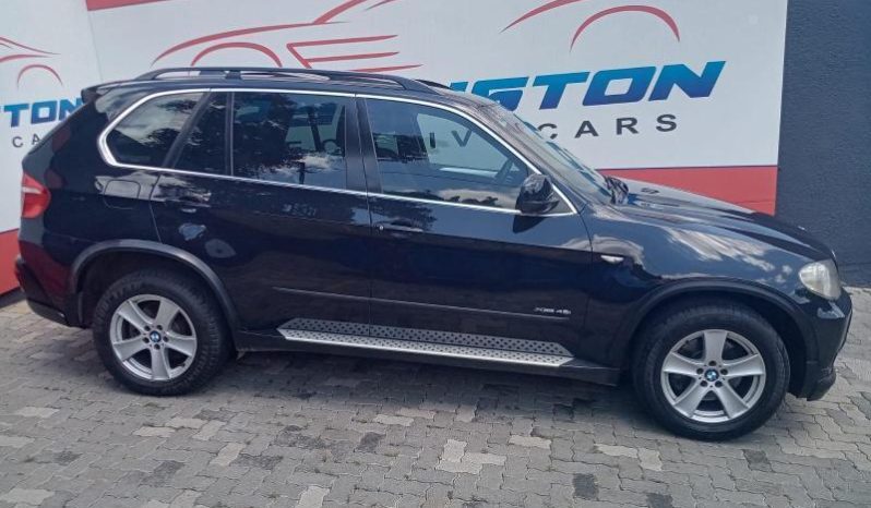 
								BMW X5 4.8I Exclusive Steptronic full									