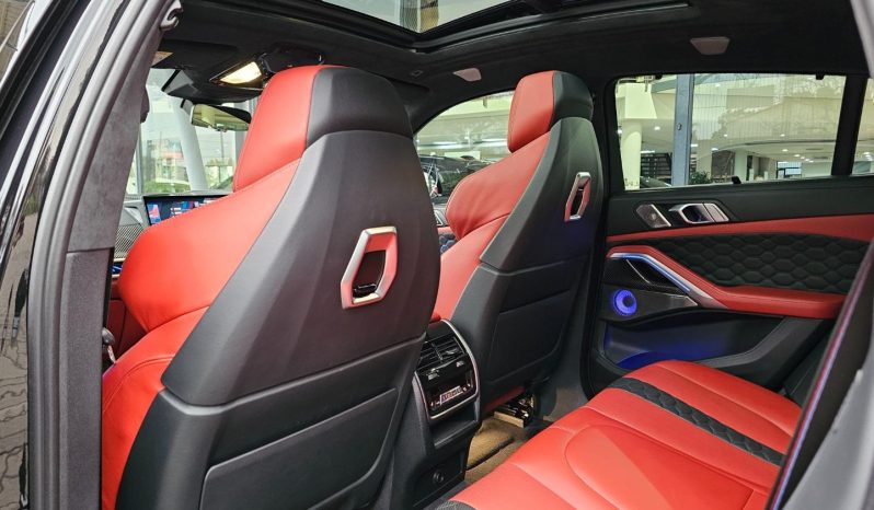 
								BMW X6 M Competition full									