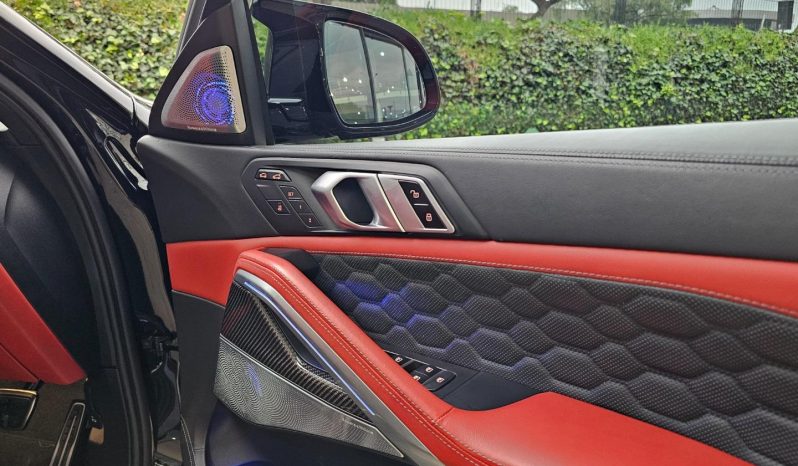 
								BMW X6 M Competition full									