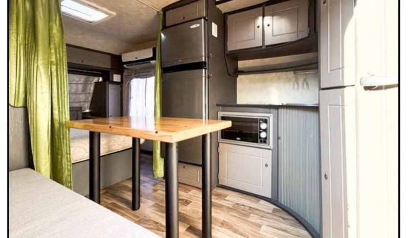 
								Caravan Jurgens Classique full									
