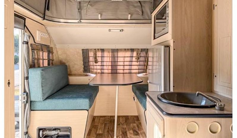 
								Caravan Sprite Tourer SW full									