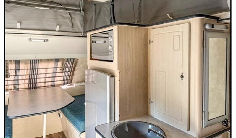 
								Caravan Sprite Tourer SW full									
