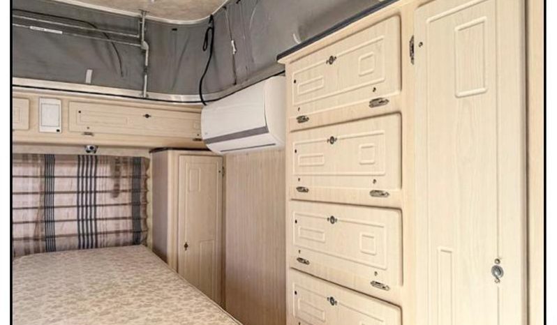 
								Caravan Sprite Tourer SW full									